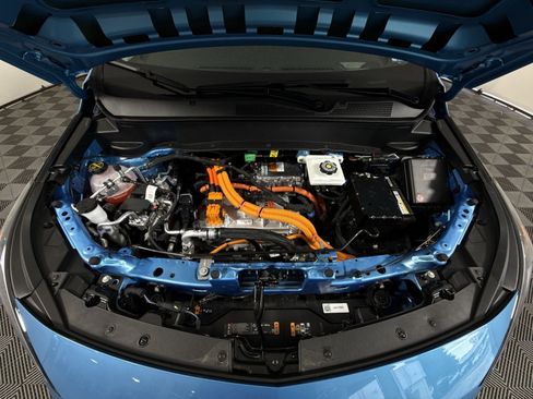 New 2027 Chevrolet Bolt LT w/ Comfort Package image 27