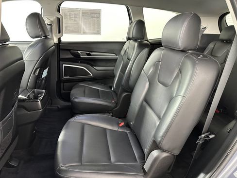 Used 2021 Kia Telluride S AWD/4WD image 17