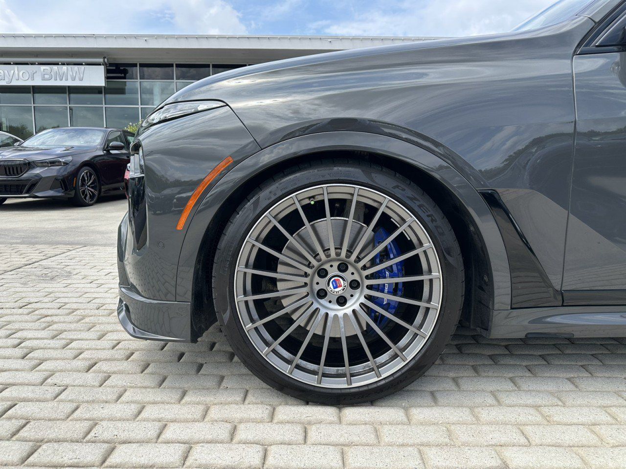 Used 2024 BMW ALPINA XB7 AWD/4WD image 7