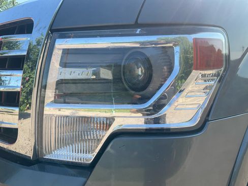 Used 2014 Ford F150 Lariat w/ Equipment Group 502A Luxury AWD/4WD image 31
