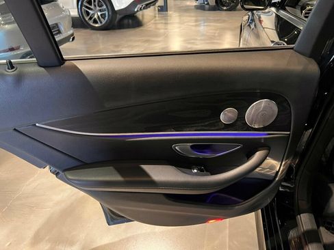 Used 2017 Mercedes-Benz E 300 image 22