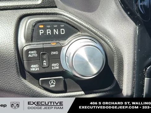 Used 2023 RAM 1500 Laramie AWD/4WD image 18