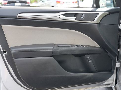 Used 2017 Ford Fusion S FWD image 14