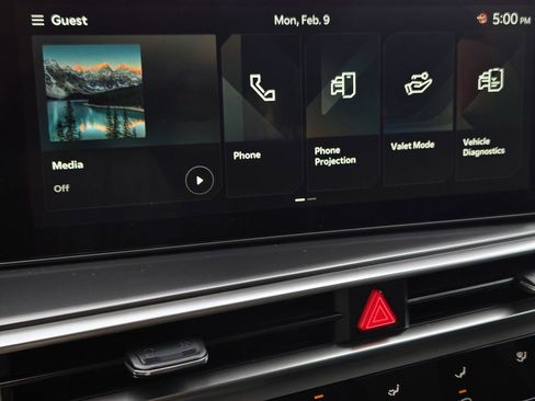 New 2025 Kia Sorento LX FWD image 14
