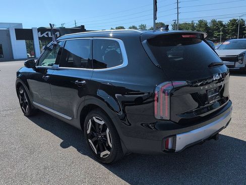 Used 2024 Kia Telluride EX w/ EX Captain's Chair Package AWD/4WD image 5
