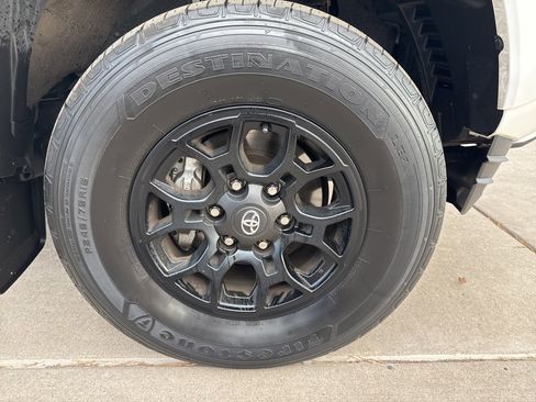 Used 2022 Toyota Tacoma 4x4 Double Cab image 12