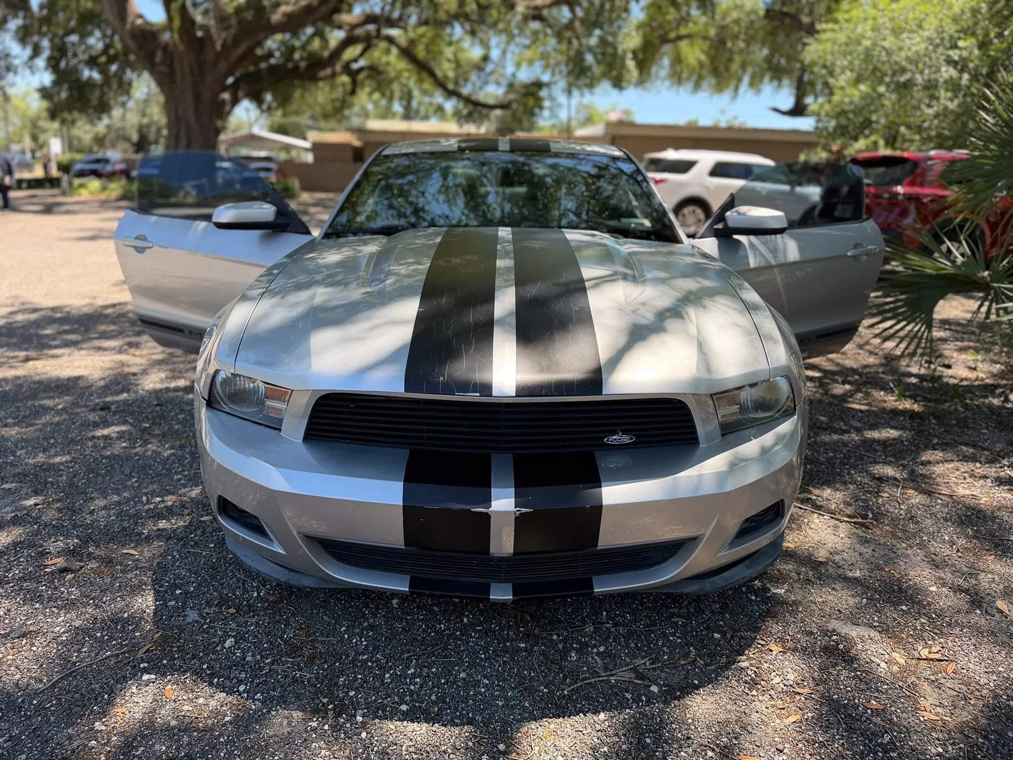 Used 2012 Ford Mustang Premium RWD image 2