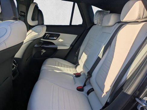 New 2026 Mercedes-Benz GLC 300 4MATIC image 16