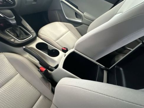 Certified 2022 Kia Soul LX w/ Technology Package image 23