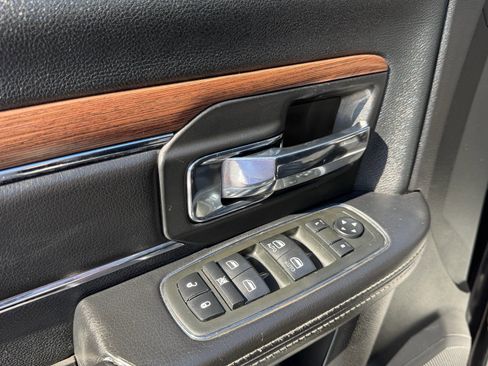 Used 2014 RAM 3500 Laramie image 23