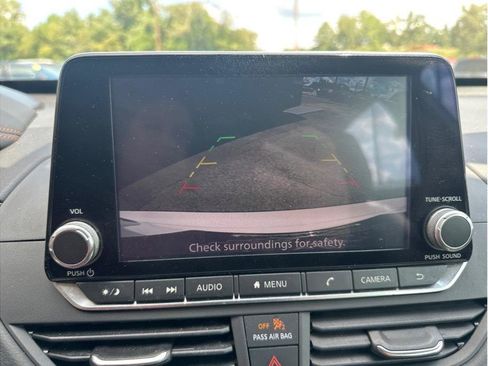 Used 2019 Nissan Altima 2.5 SR w/ SR Premium Package image 15