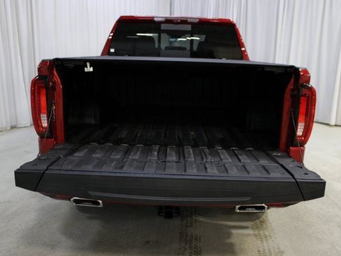 New 2026 GMC Sierra 1500 AT4 w/ AT4 Premium Package image 7