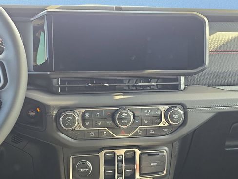 New 2026 Jeep Wrangler Unlimited Rubicon w/ Safety Group image 14