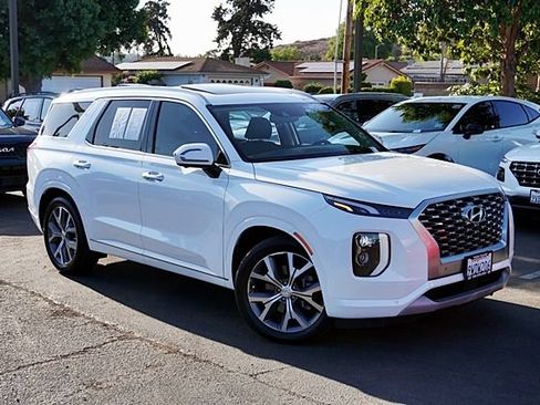 Certified 2022 Hyundai Palisade Limited w/ Cargo Package FWD image 3
