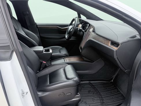 Used 2020 Tesla Model X Long Range AWD/4WD image 47