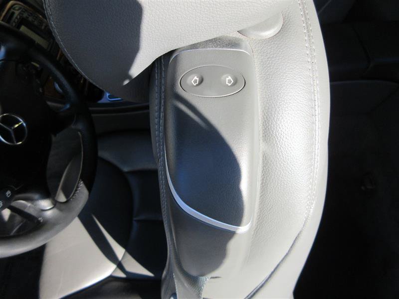 Used 2003 Mercedes-Benz SL 500 image 23