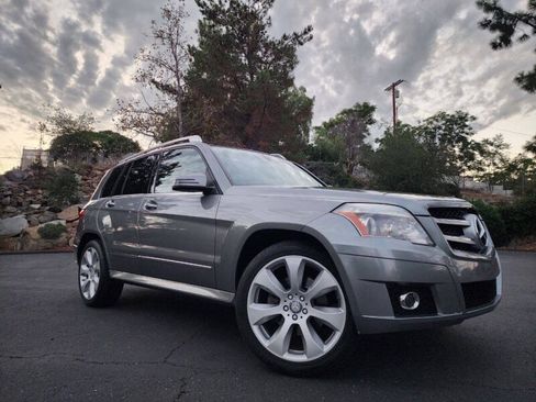 Used 2011 Mercedes-Benz GLK 350 2WD image 9