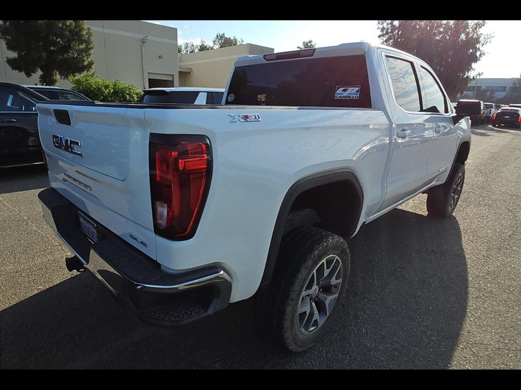 Used 2021 GMC Sierra 1500 SLE w/ X31 Off-Road Package AWD/4WD image 7