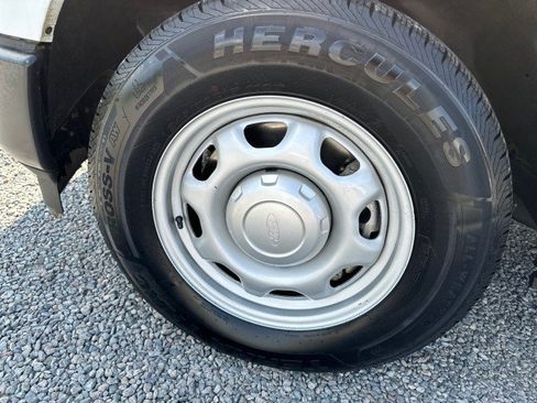 Used 2022 Ford F150 XL w/ Equipment Group 101A High RWD image 15