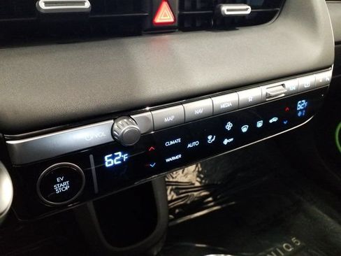 Certified 2024 Hyundai Ioniq 5 Limited RWD image 7