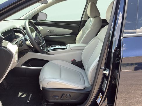Used 2024 Hyundai Tucson Limited AWD/4WD image 13