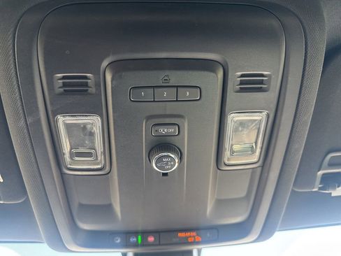 Used 2021 Chevrolet Tahoe LT AWD/4WD image 16