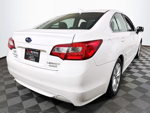 Used 2017 Subaru Legacy 2.5i Premium w/ Moonroof Package AWD/4WD image 7