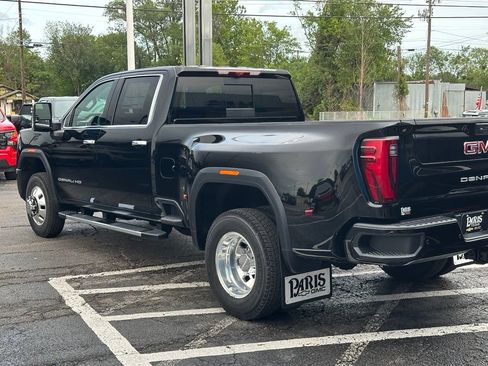 New 2026 GMC Sierra 3500 Denali w/ Denali Reserve Package AWD/4WD image 8
