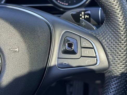 Used 2017 Mercedes-Benz E 300 image 28
