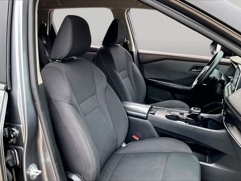 Used 2023 Nissan Rogue S FWD image 9