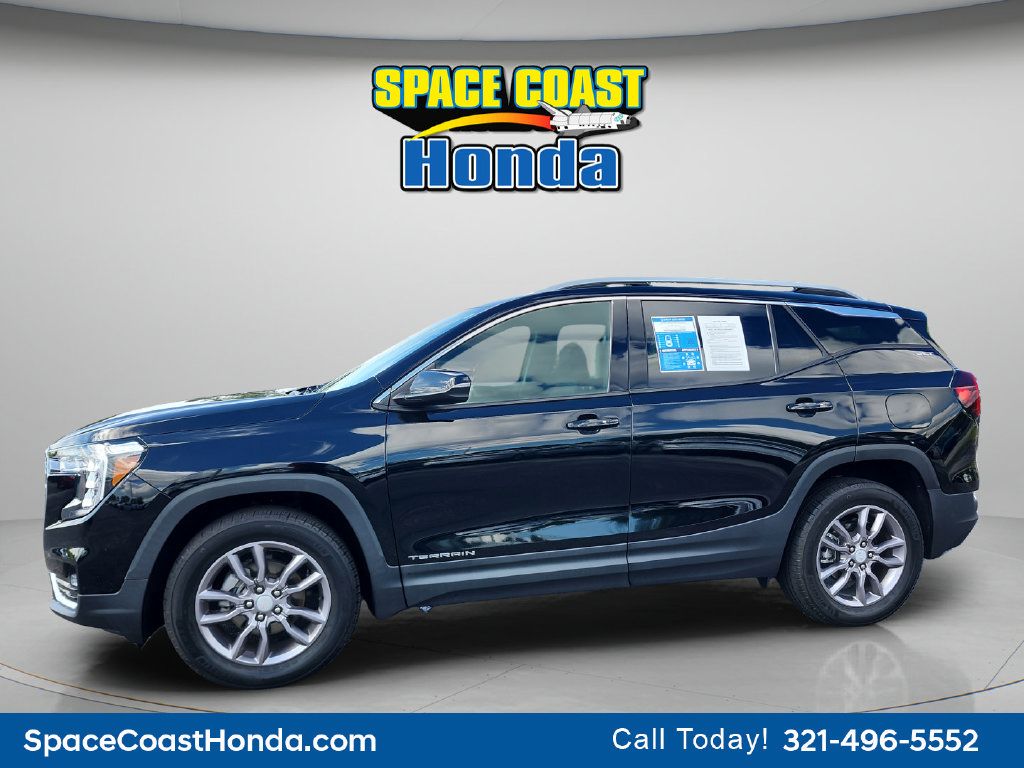 Used 2023 GMC Terrain SLT AWD/4WD image 9