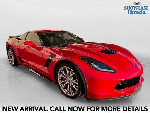 Used 2017 Chevrolet Corvette Z06 RWD image 2