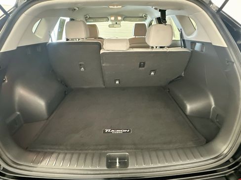 Used 2017 Hyundai Tucson SE w/ SE Popular Package 02 AWD/4WD image 28
