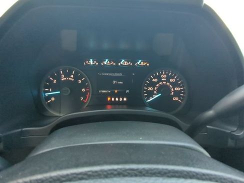 Used 2019 Ford F150 XLT w/ Equipment Group 302A Luxury AWD/4WD image 12