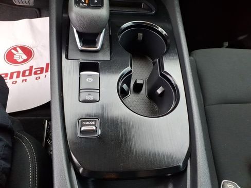 Used 2026 Nissan Rogue S FWD image 23