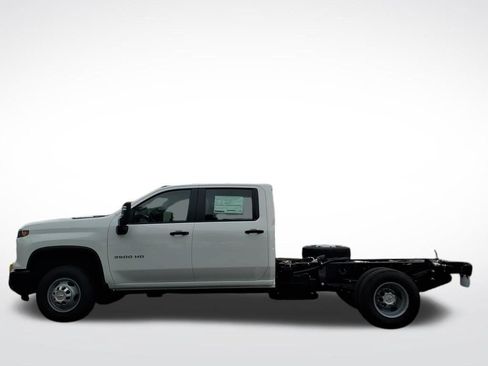 New 2026 Chevrolet Silverado 3500 W/T RWD image 7