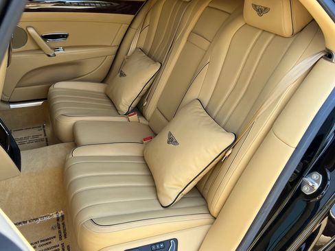 Used 2014 Bentley Flying Spur W12 AWD/4WD image 16