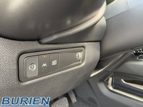 New 2026 Chevrolet Equinox EV LT image 10