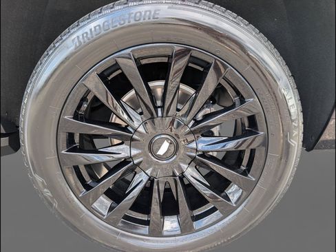 Used 2022 Cadillac Escalade Sport w/ Heavy-Duty Trailer Package AWD/4WD image 25