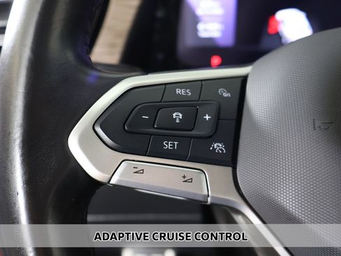 Used 2024 Volkswagen Atlas SEL Premium R-Line AWD/4WD image 5