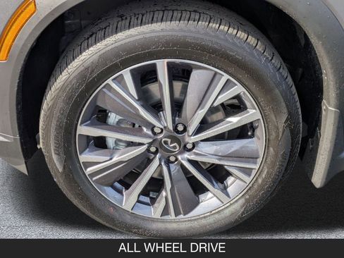 New 2026 INFINITI QX60 Luxe w/ Cargo Package image 11