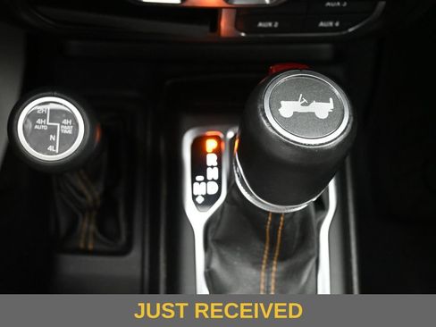 Used 2021 Jeep Wrangler Unlimited Sahara AWD/4WD image 15