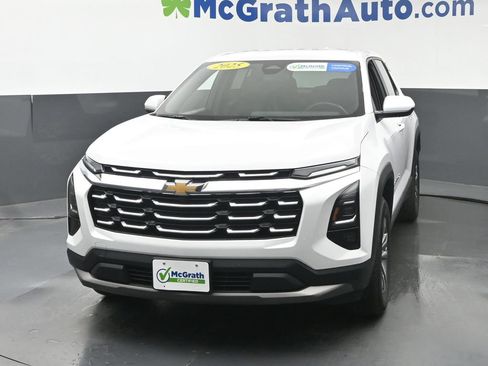 Used 2025 Chevrolet Equinox LT AWD/4WD image 21