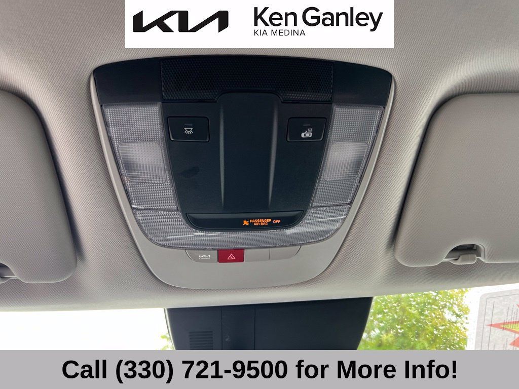 Certified 2026 Kia Sportage EX FWD image 38
