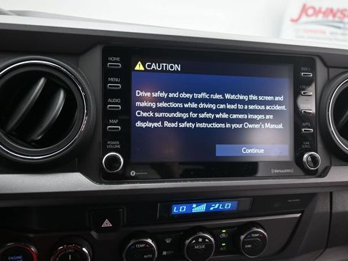 Used 2023 Toyota Tacoma TRD Sport AWD/4WD image 21