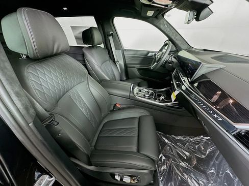 New 2026 BMW X7 xDrive40i w/ M Sport Package image 37