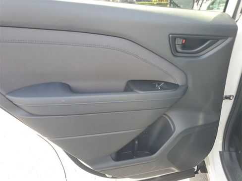 New 2026 Subaru Forester Premium image 9