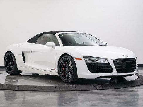 Used 2015 Audi R8 V8 image 23
