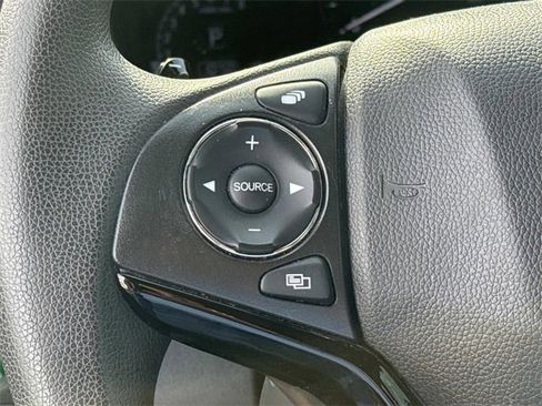 Used 2022 Honda HR-V EX image 29