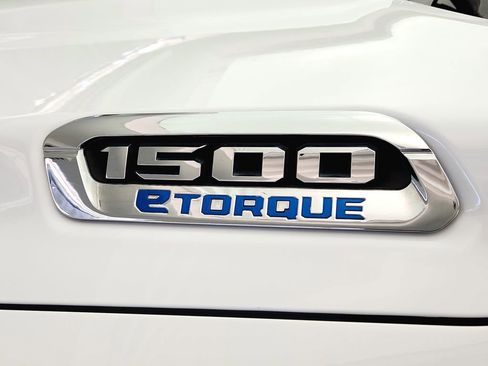 Used 2022 RAM 1500 Big Horn AWD/4WD image 32
